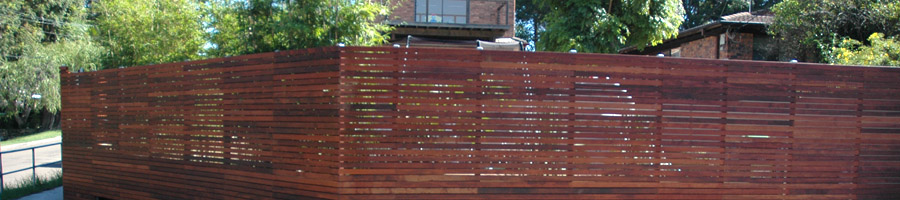 Timber Privacy Screening Picture