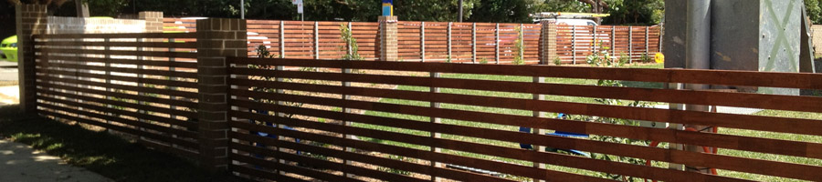 Timber Privacy Screening Picture