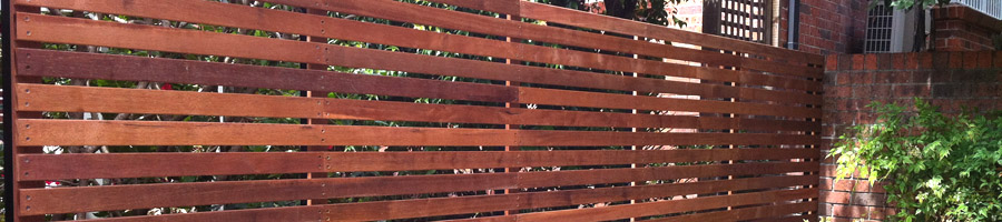 Timber Privacy Screening Picture