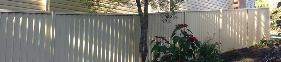 Steel Privacy Colorbond Fence Picture
